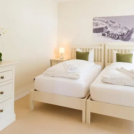 Edelweiss Bellavita 弗利姆斯